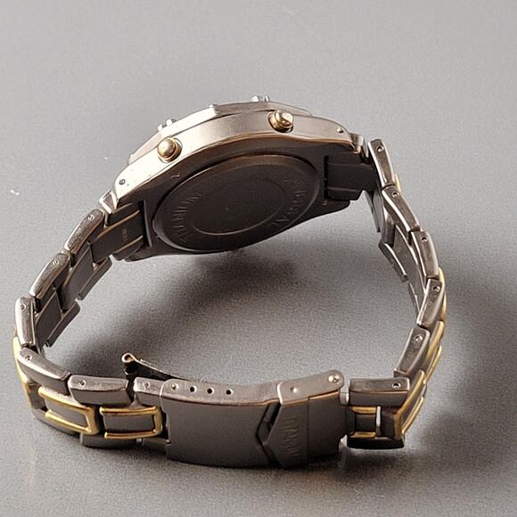 Vintage Titanium Chronograph Wristwatch - Two-Tone Band, Japan Quartz Movement - Picture 10 of 16